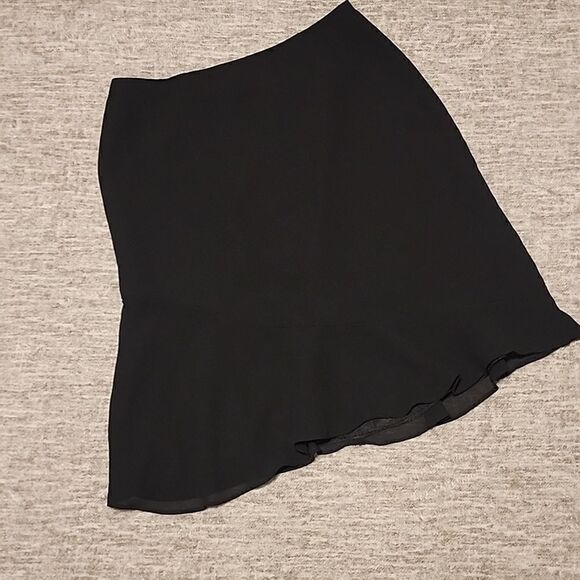 Oblique Petite- ruffle skirt - Picture 1 of 6